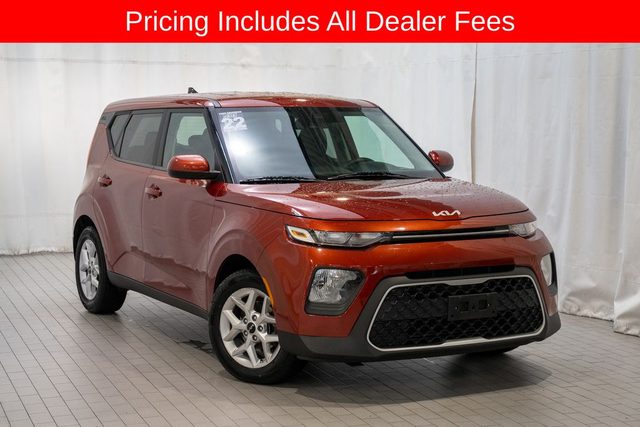 2022 Kia Soul LX FWD photo