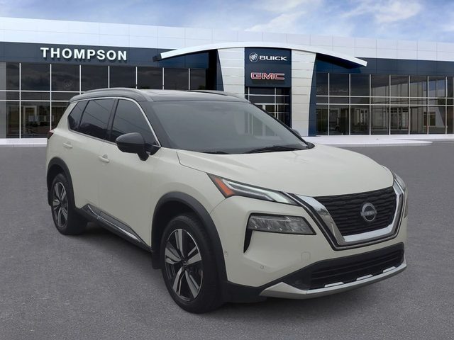 2022 Nissan Rogue Platinum FWD photo