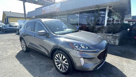 2021 Ford Escape Titanium AWD photo
