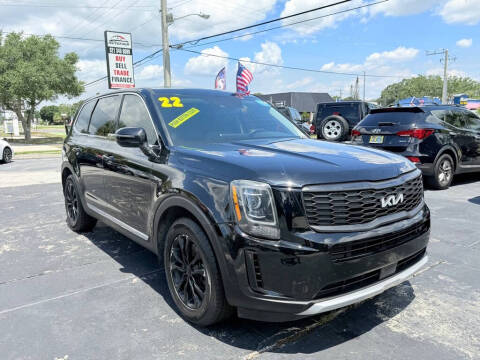 2022 Kia Telluride LX FWD photo