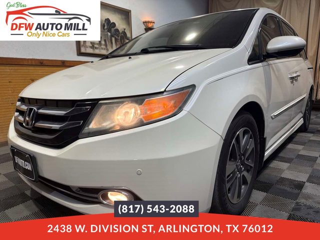 2015 Honda Odyssey Touring FWD photo