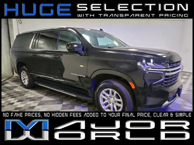 2023 Chevrolet Suburban LT 4WD photo
