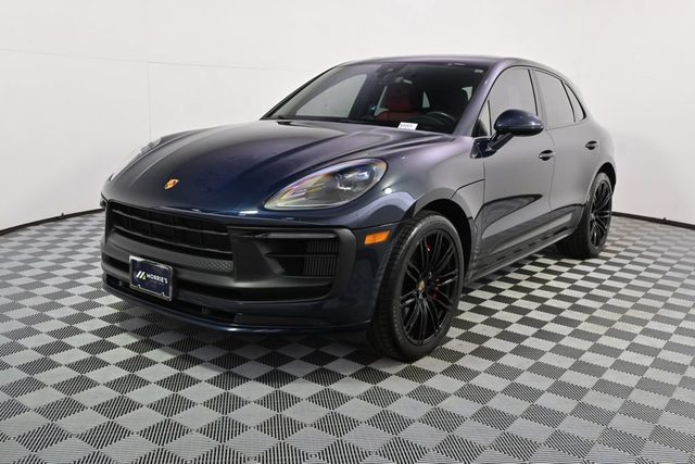 2022 Porsche Macan GTS AWD photo