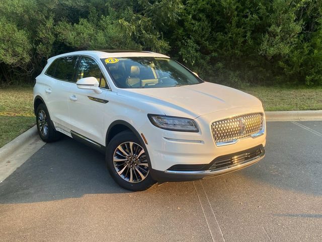 2023 Lincoln Nautilus Reserve FWD photo