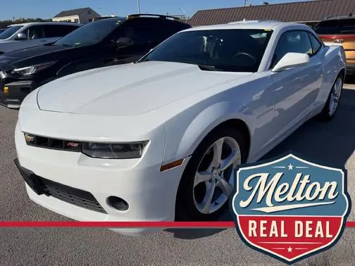 2015 Chevrolet Camaro LT RWD photo