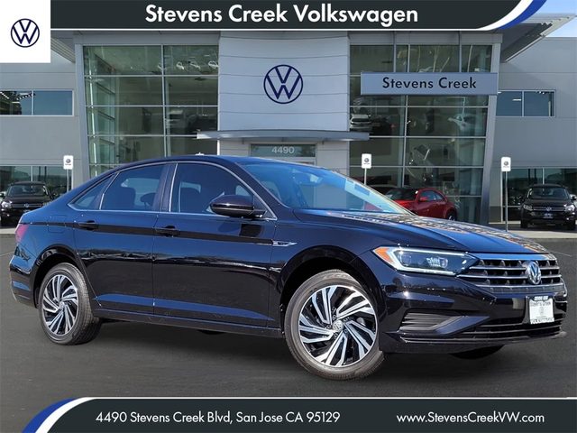 2021 Volkswagen Jetta SEL FWD photo