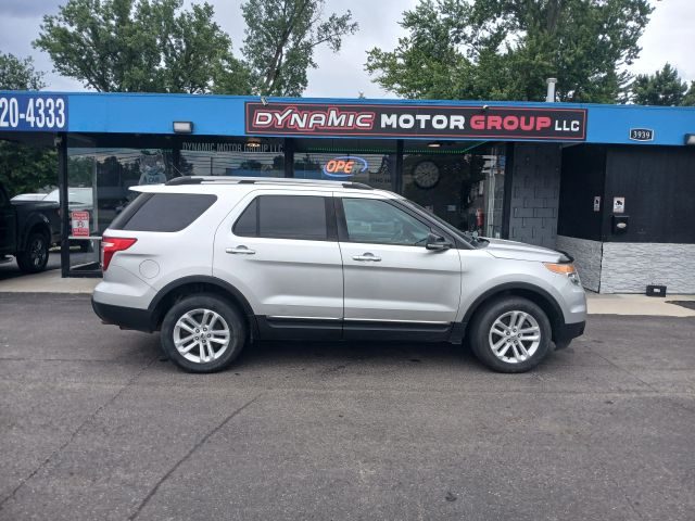 2015 Ford Explorer XLT 4WD photo