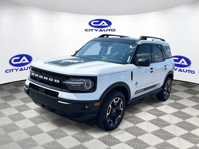 2023 Ford Bronco Sport Outer Banks 4WD photo