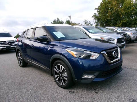 2019 Nissan Kicks SR FWD photo