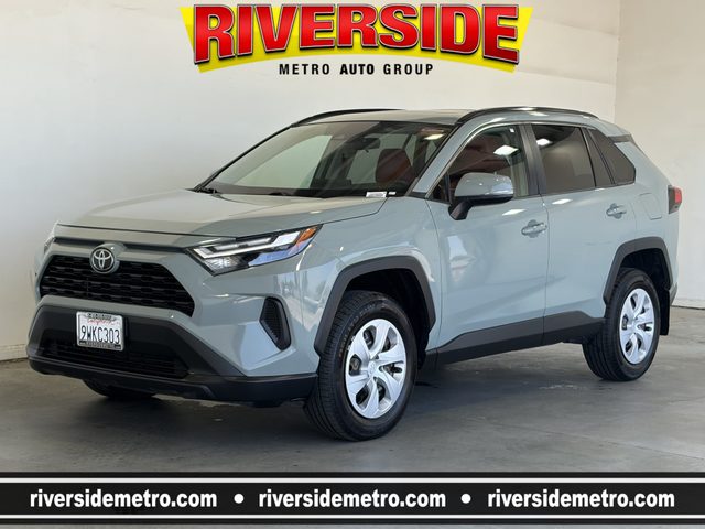 2022 Toyota RAV4 XLE Premium FWD photo
