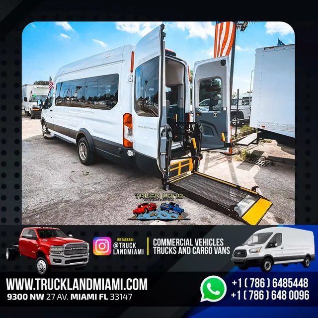 2020 Ford Transit Passenger Wagon XL RWD photo
