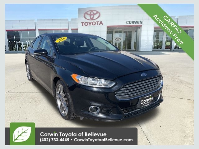 2016 Ford Fusion Titanium FWD photo