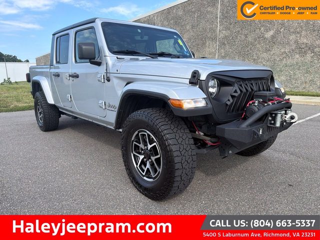 2023 Jeep Gladiator Overland 4WD photo