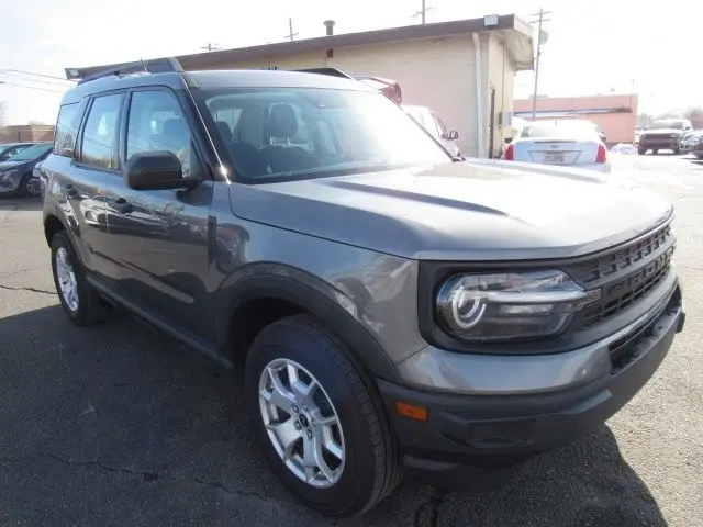 2021 Ford Bronco Sport Base 4WD photo