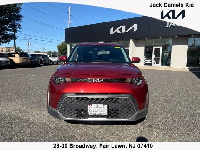 2023 Kia Soul LX FWD photo