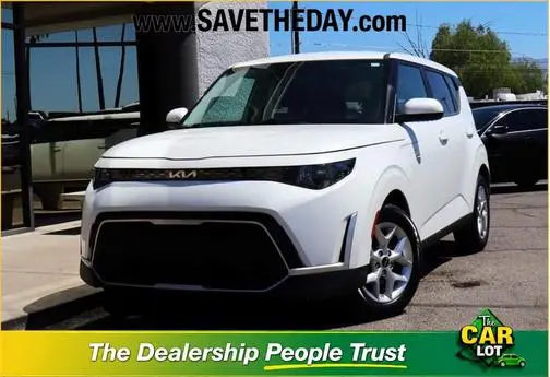 2023 Kia Soul LX FWD photo