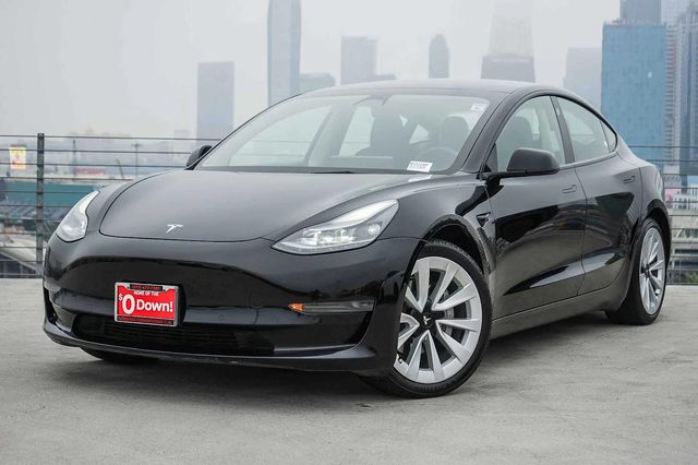 2022 Tesla Model 3 RWD photo