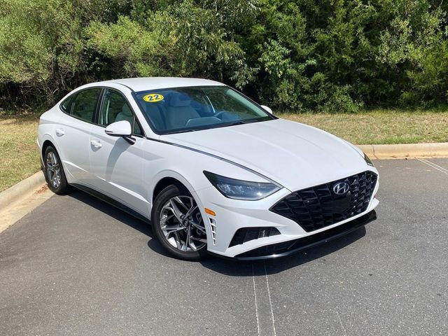 2022 Hyundai Sonata SEL FWD photo