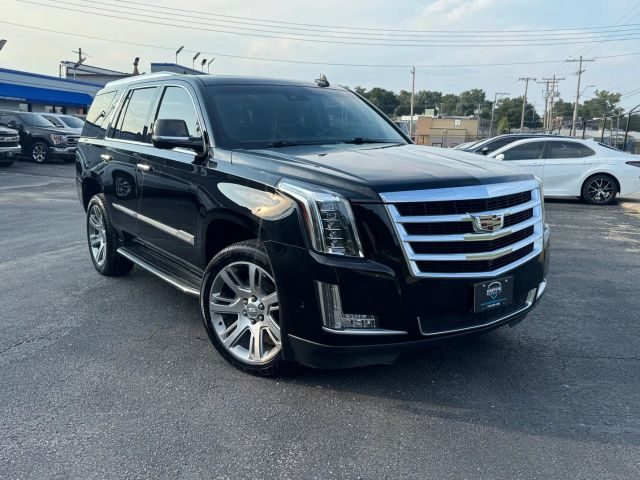 2018 Cadillac Escalade Luxury 4WD photo