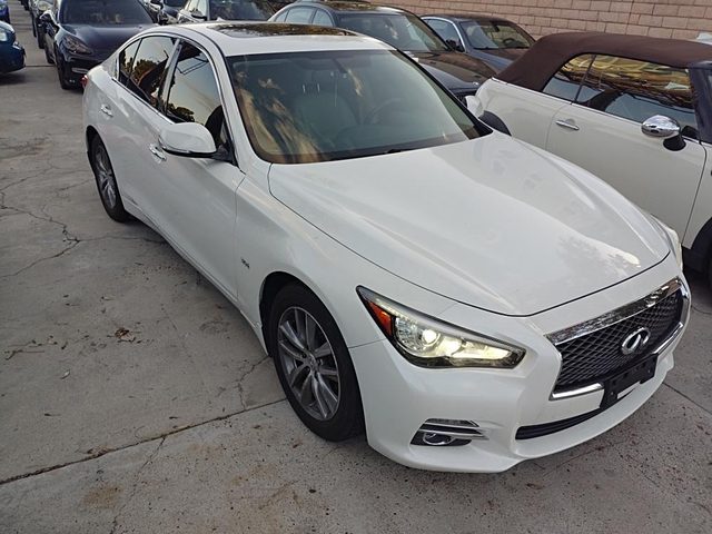 2016 Infiniti Q50 3.0t Premium AWD photo