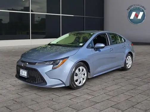 2022 Toyota Corolla LE FWD photo