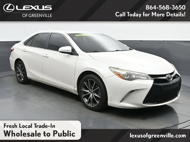 2015 Toyota Camry XSE FWD photo