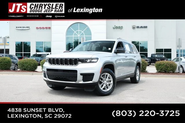 2023 Jeep Grand Cherokee L Laredo RWD photo