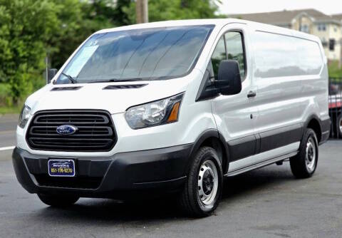 2019 Ford Transit Van RWD photo