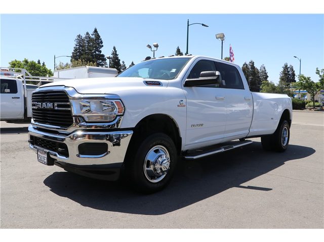 2020 Ram 3500 Big Horn 4WD photo