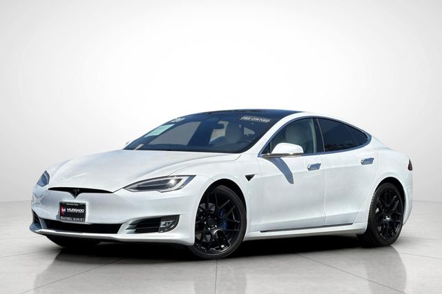 2020 Tesla Model S Long Range AWD photo