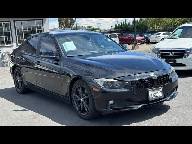 2015 BMW 3 Series 320i RWD photo