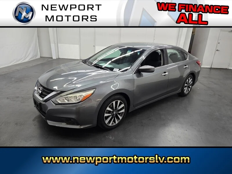 2017 Nissan Altima 2.5 SV FWD photo