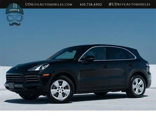 2022 Porsche Cayenne Platinum Edition AWD photo