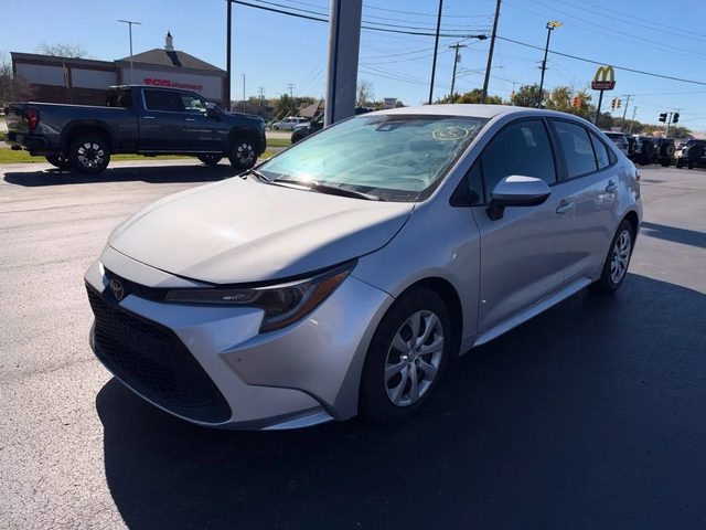 2022 Toyota Corolla LE FWD photo