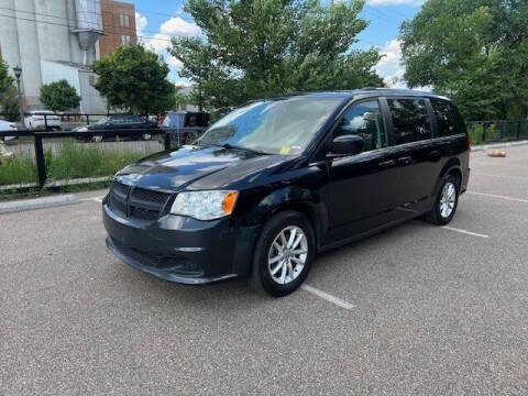2019 Dodge Grand Caravan SXT FWD photo
