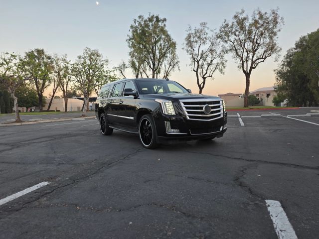 2015 Cadillac Escalade ESV Luxury 4WD photo