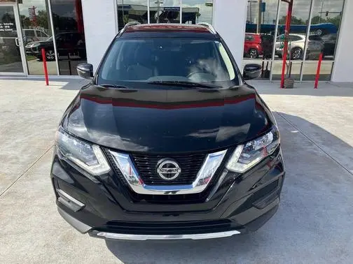 2020 Nissan Rogue SV FWD photo