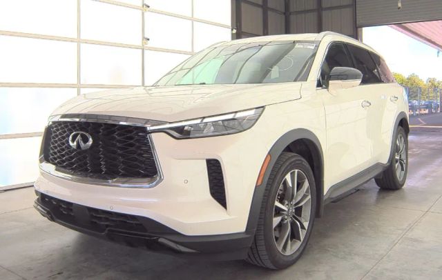 2023 Infiniti QX60 LUXE AWD photo