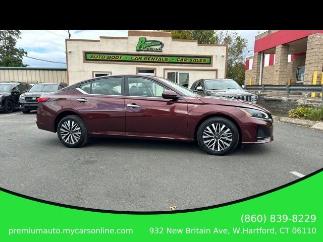 2023 Nissan Altima 2.5 SV AWD photo