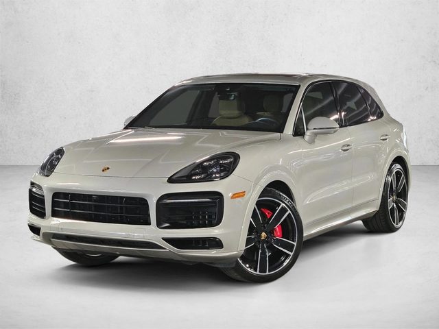 2022 Porsche Cayenne GTS AWD photo