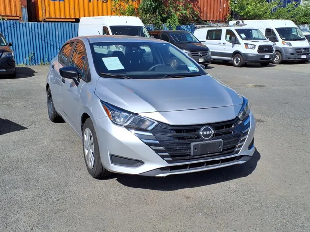 2023 Nissan Versa S FWD photo