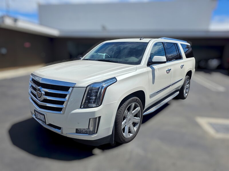 2015 Cadillac Escalade ESV Luxury RWD photo