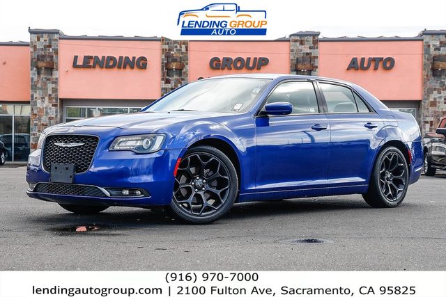 2019 Chrysler 300 300S RWD photo