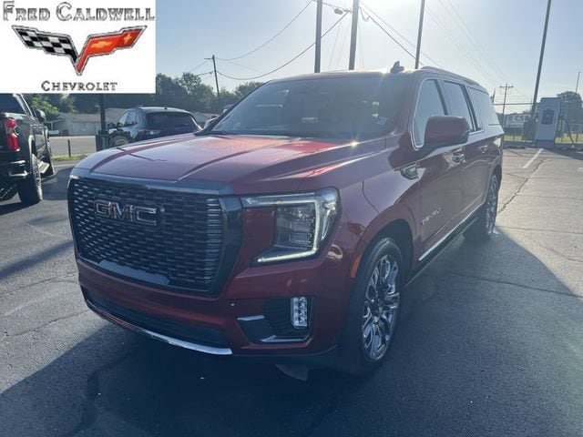 2023 GMC Yukon XL Denali Ultimate 4WD photo