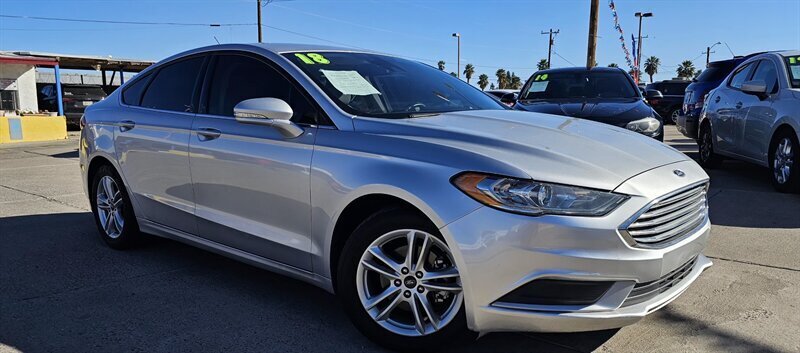 2018 Ford Fusion SE FWD photo