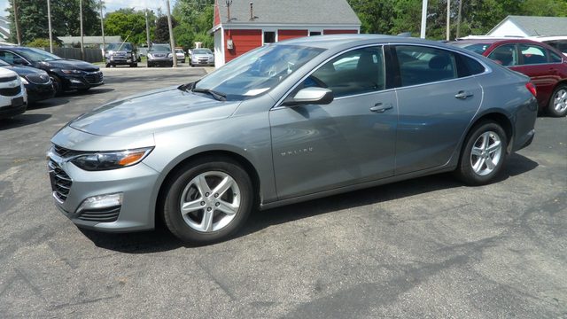 2023 Chevrolet Malibu LT FWD photo