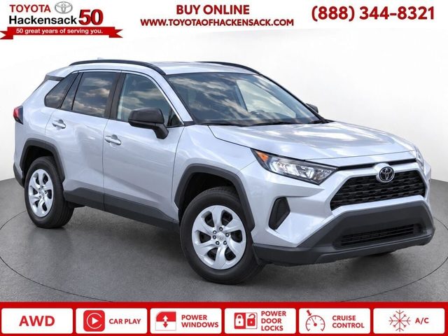 2021 Toyota RAV4 LE AWD photo