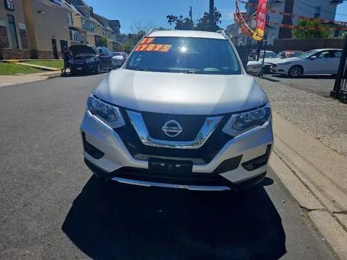 2017 Nissan Rogue SV AWD photo