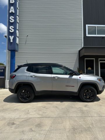 2023 Jeep Compass Trailhawk 4WD photo