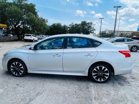 2016 Nissan Sentra SR FWD photo